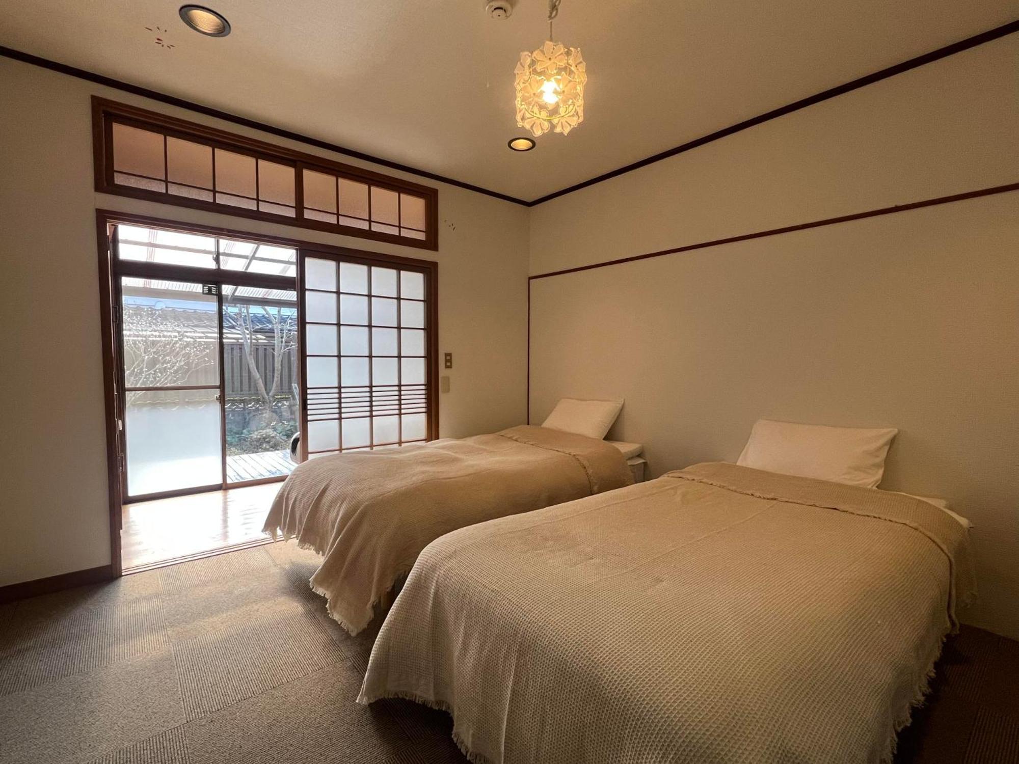 Assi House Hotel Jufu Kültér fotó
